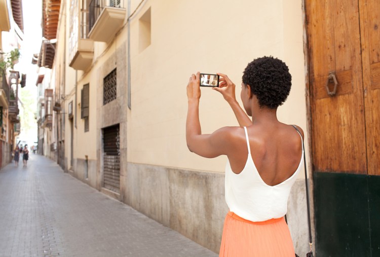 How to Earn Money through the Shutterstock Referral Program — Tips for Referring Customers How to Earn Money through the Shutterstock Referral Program — Tips for Referring Customers