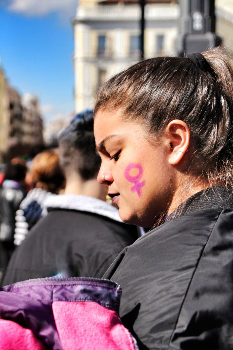 womens march purple symbol